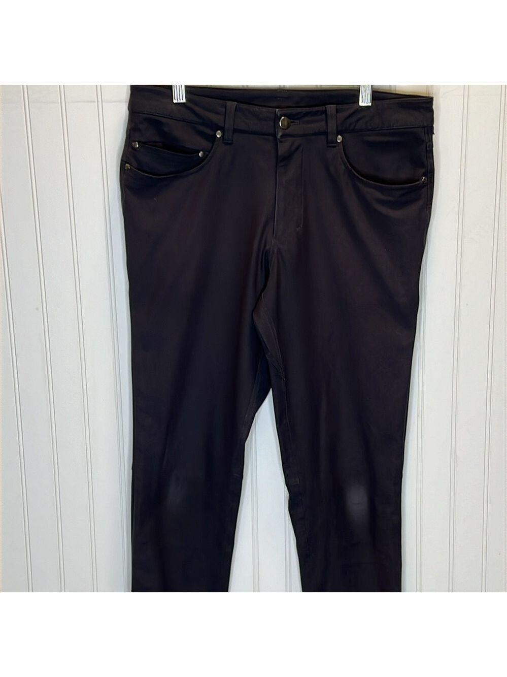 Lululemon Dark Grey Mens Pants Size 31